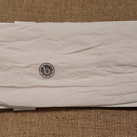 NEW Baby Bling headband with bow - Picture 4 of 5